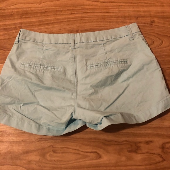 Old navy shorts turquoise blue - Picture 4 of 5